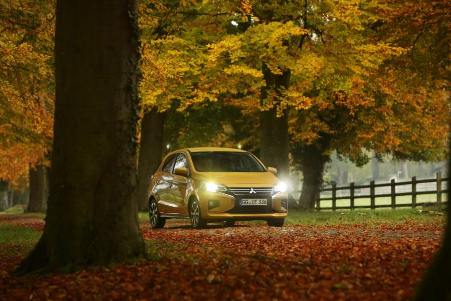  Mitsubishi Space Star 2020 года  (фото 1 из 49)